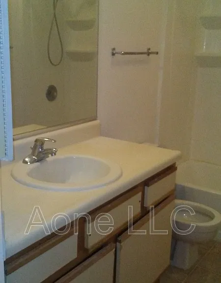 6111 SW 26th St #B — Photo 8