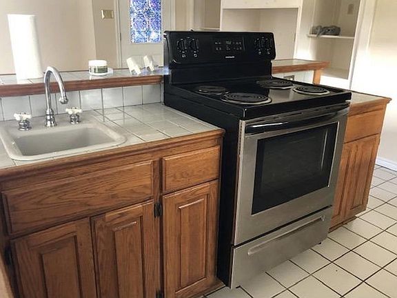 4th image of 1519 Kent Ave