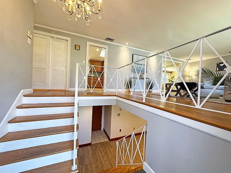 43 Sherburn Cir — Photo 42