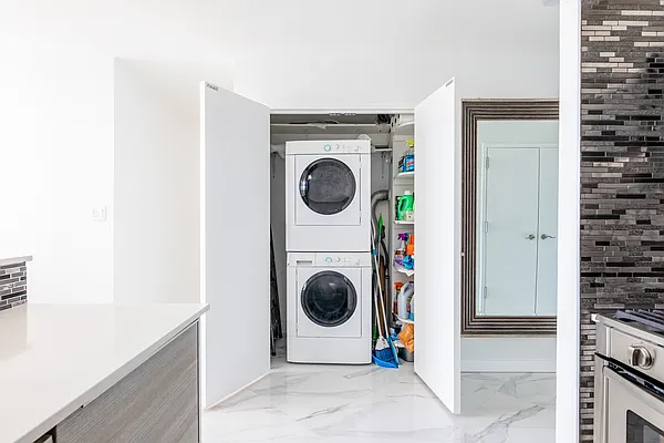 Sold by Compass | media 16