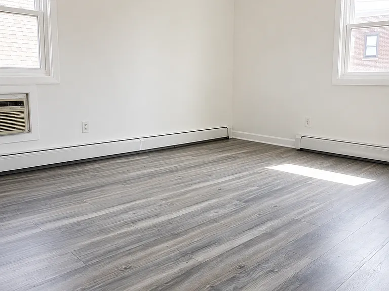 214 Morris St #2 — Photo 6
