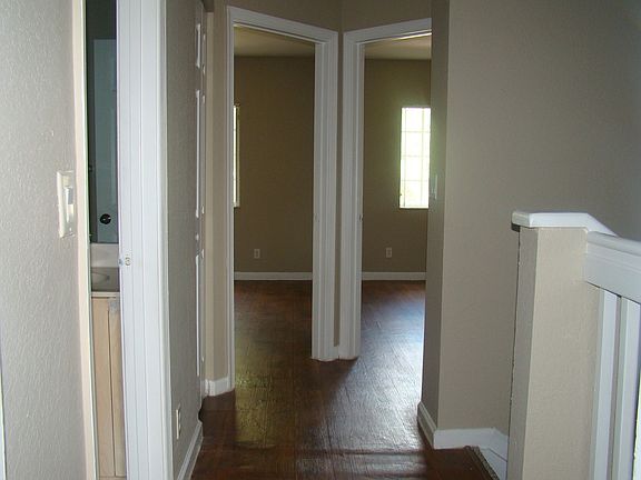 5th image of 11000-11098 W Sample Rd #2baf3640f