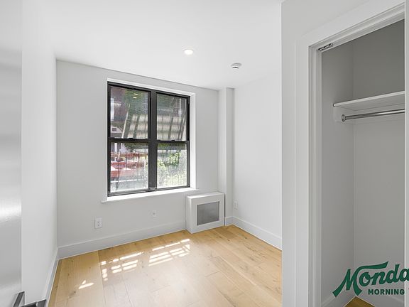 4th image of 236 W 15th St APT 16