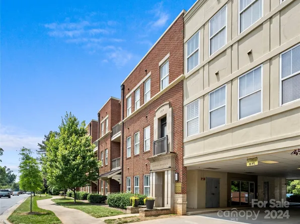 2940 Selwyn Ave, Charlotte, NC 28209