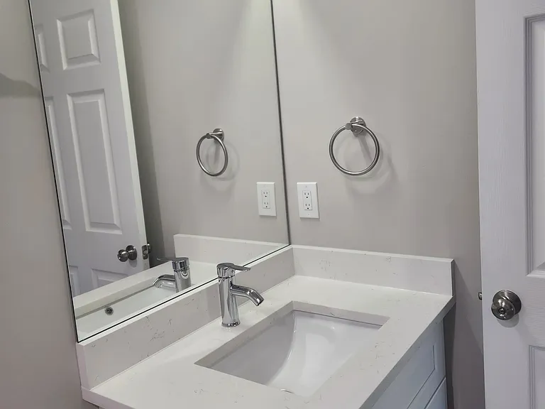 518 Edward Hall Ave S — Photo 8