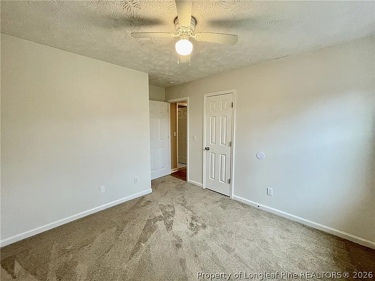 623 Daharan Dr — Photo 16