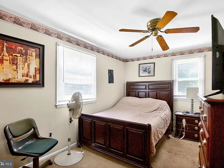 2 Merry Dell Dr — Photo 19