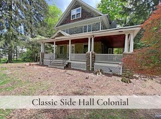 393 Stevens Ave, Ridgewood, NJ 07450