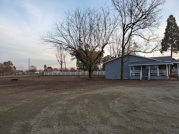 3rd image of 3321 Sun Ave