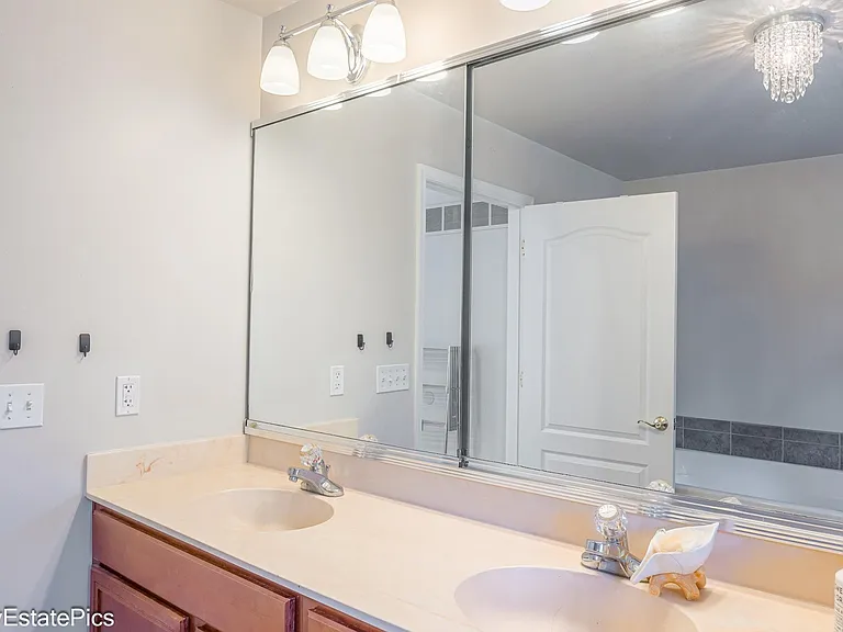 26168 Fieldstone Dr #100 — Photo 24
