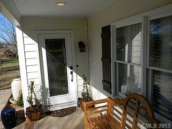3rd image of 117 Beechfield Ct
