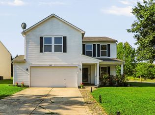 8647 Blooming Grove Dr, Camby, IN 46113