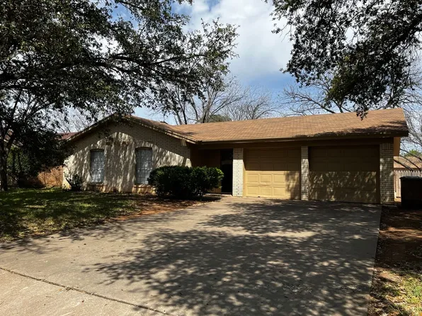 3872 Honeysuckle Ln, San Angelo, TX 76904