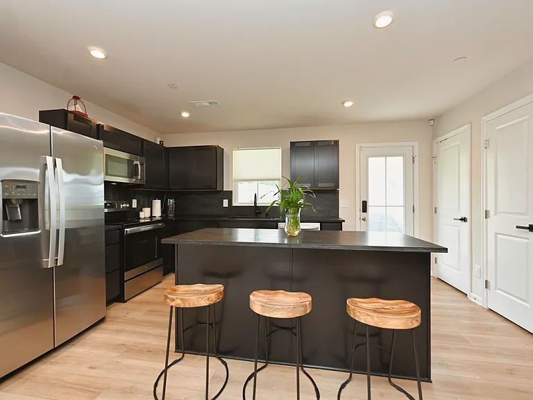 1119 Bethel Ridge Dr — Photo 11
