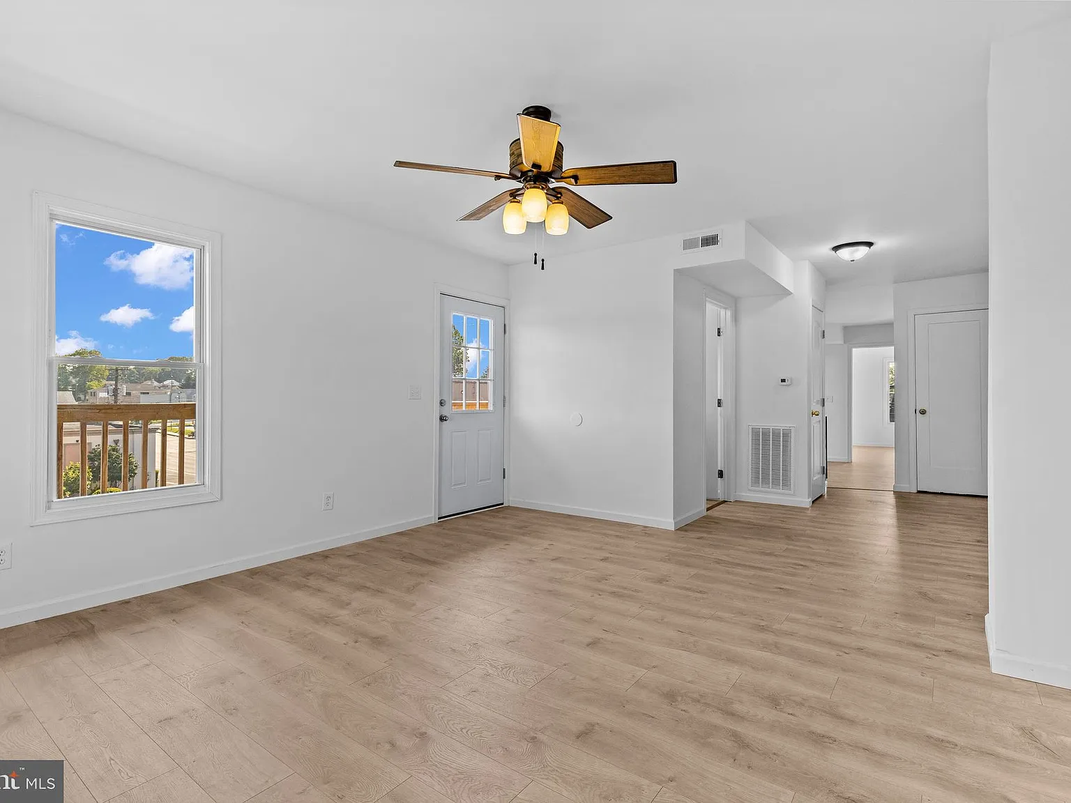 2 bed, 1907 sqft, $1,500 — Photo 4