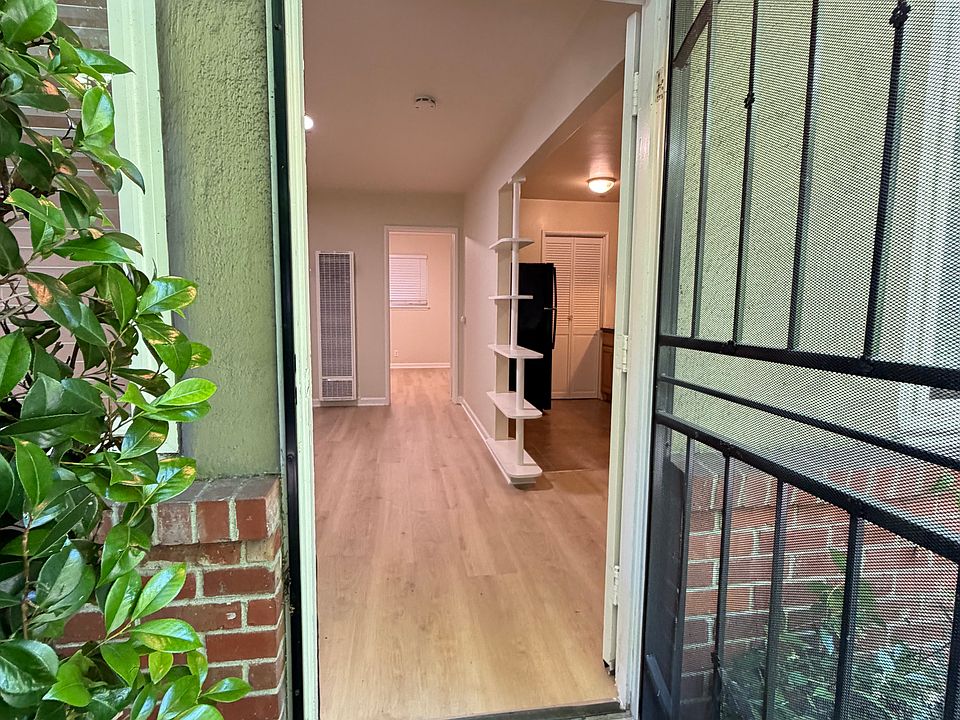 1st image of 5497 Claremont Ave