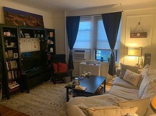 3131 29th St APT 4, Astoria, NY 11106