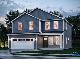 136 Valley Hall Dr, Perrysburg, OH