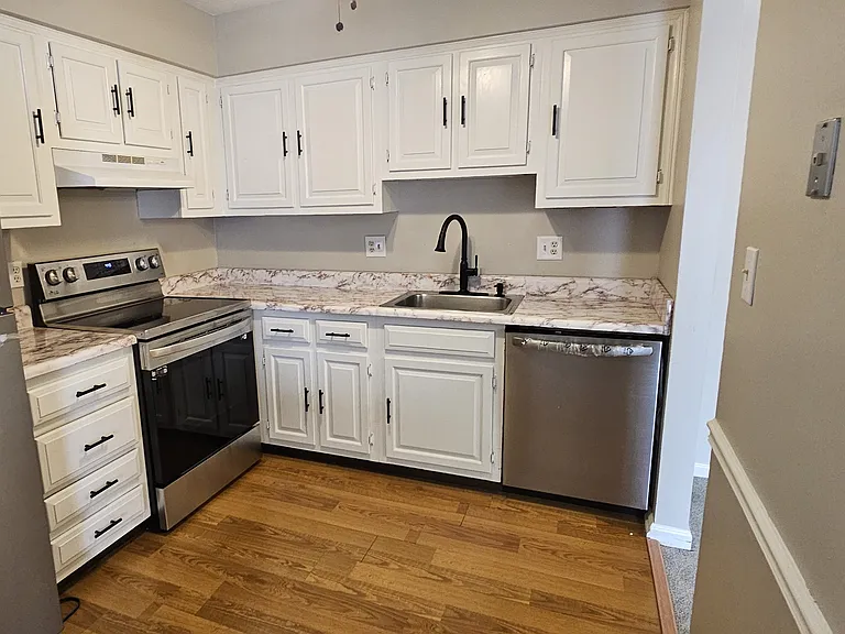 5275 Portland St #304 — Photo 1