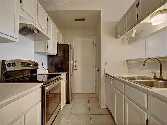 4th image of 502 Cutty Trl APT A