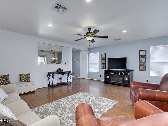 5th image of 3020 W White Feather Ln
