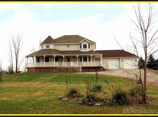 6845 Talbot Dr, Almont, MI