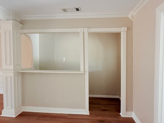2nd image of 558 Ridgemont Dr