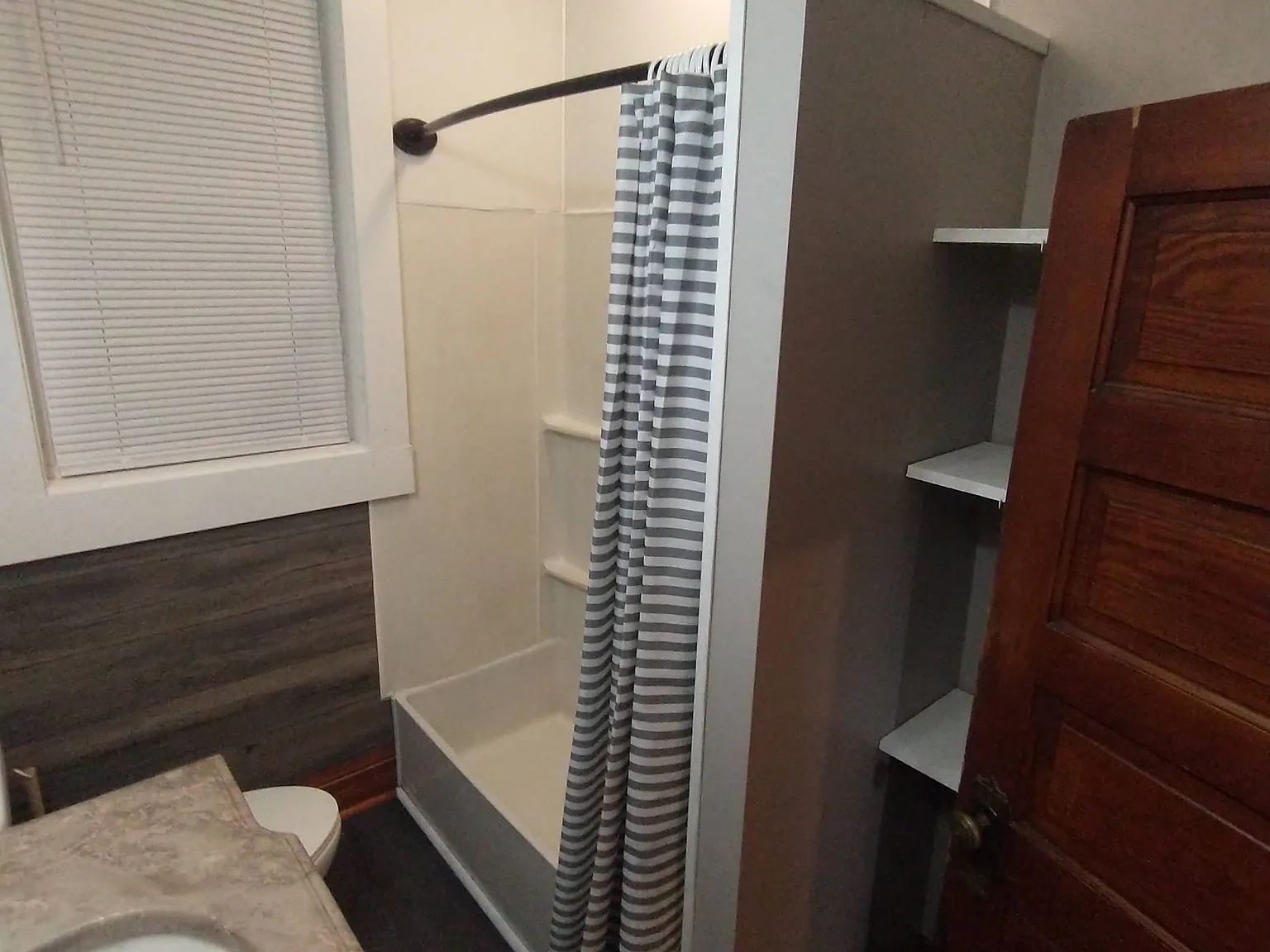 1 bed, 800 sqft, $750 — Photo 4