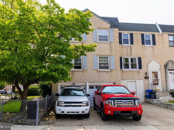 9280 Angus Pl, Philadelphia, PA 19114