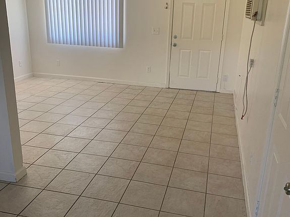 4th image of 7024 Glasgow Ave