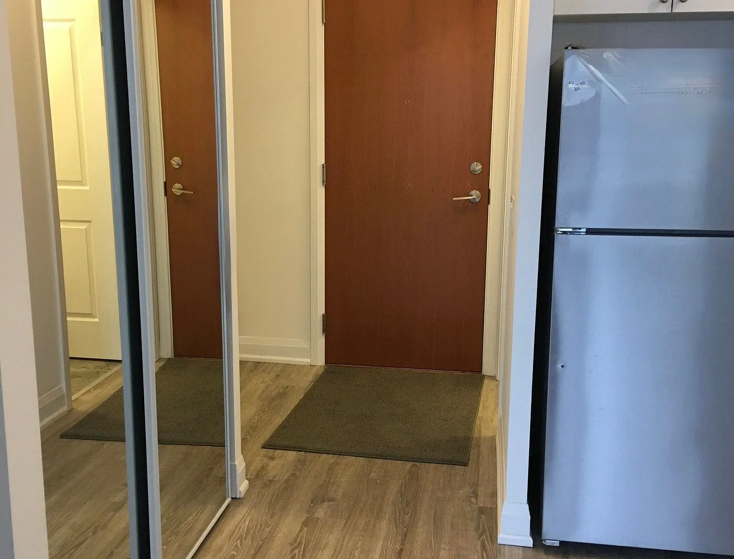2 bed, $2,300 — Photo 4