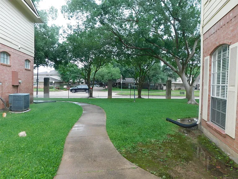 2710 Grants Lake Blvd #K1 — Photo 24