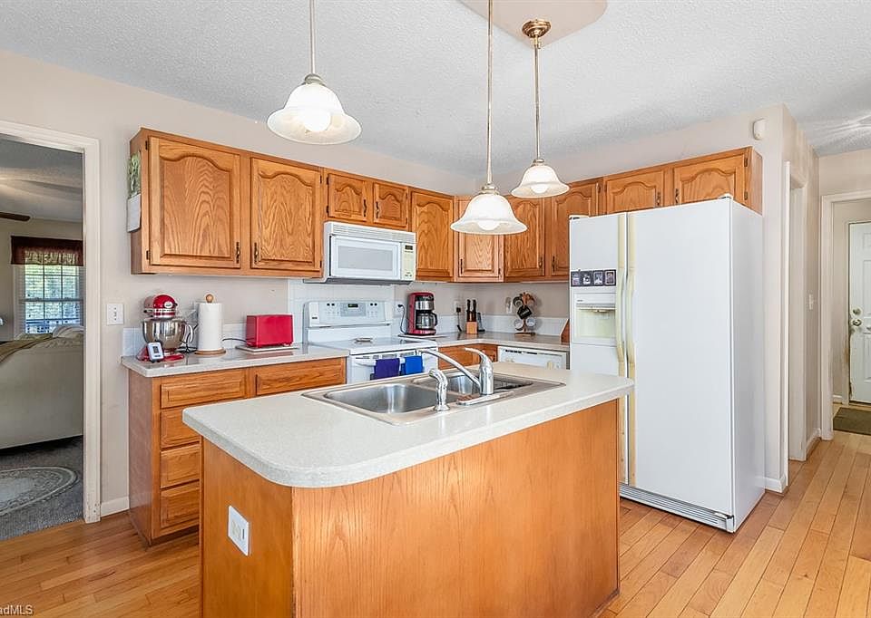 16th image of this home