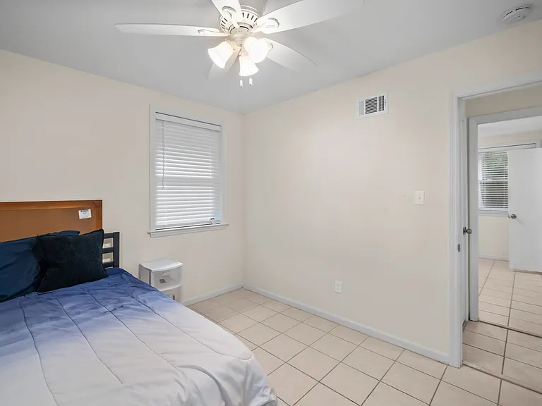 527 Red Oak Rd — Photo 12