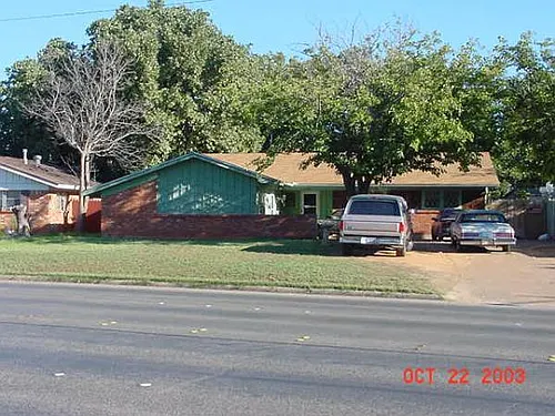 4008 N 10th St Photo 1