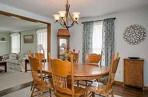5th image of 10 Sugarbush Way