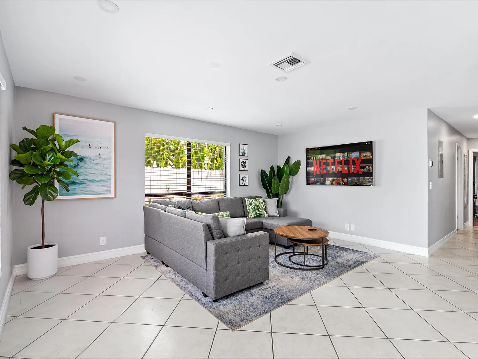 3 bed, 2.0 bath, 1300 sqft, $4,500 — Photo 4