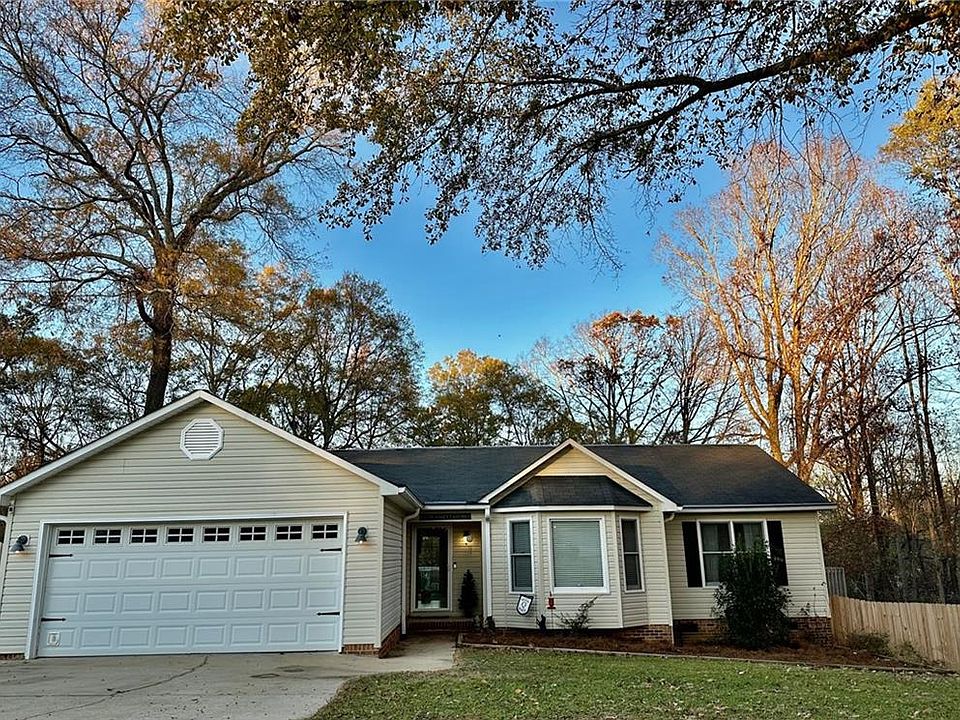203 Parkwood Dr, Belton, SC 29627 Zillow