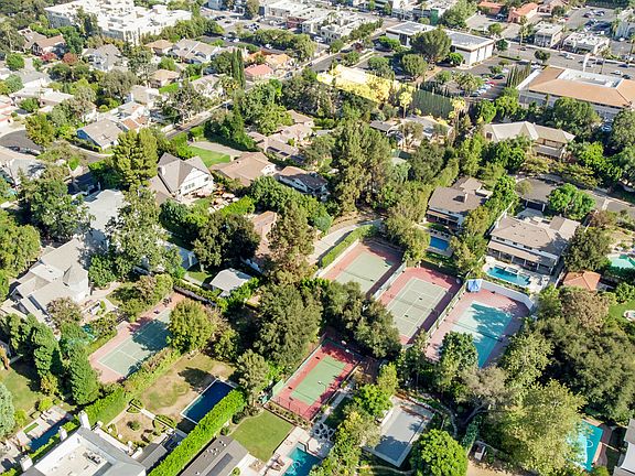4th image of 5035 Amestoy Ave