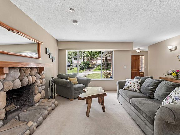 4th image of 1874 Appin Rd