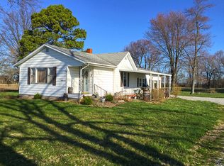 7430 Highway 11, Mount Carmel, IL 62863