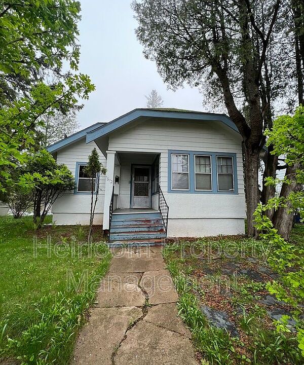 1st image of 1612 Waverly Ave