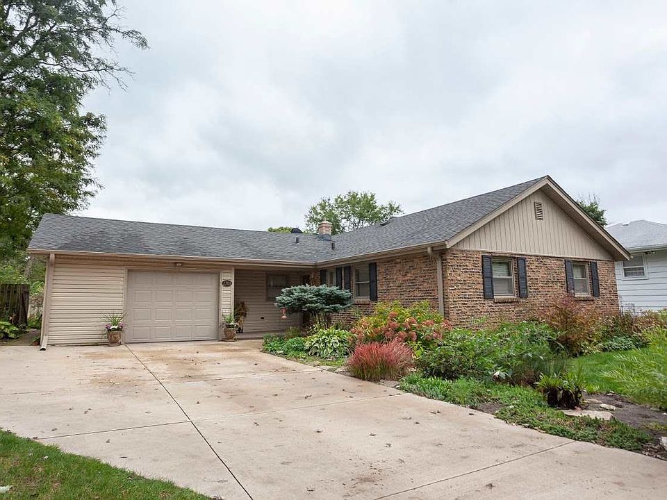 1st image of 2708 Karen Dr