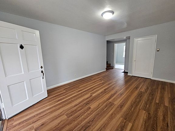 5th image of 647-649 38th St