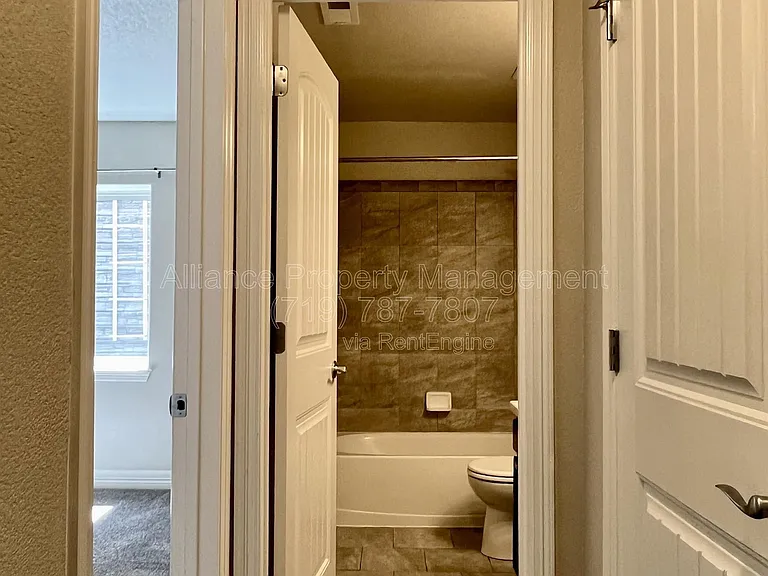 10020 Seawolf Dr — Photo 30