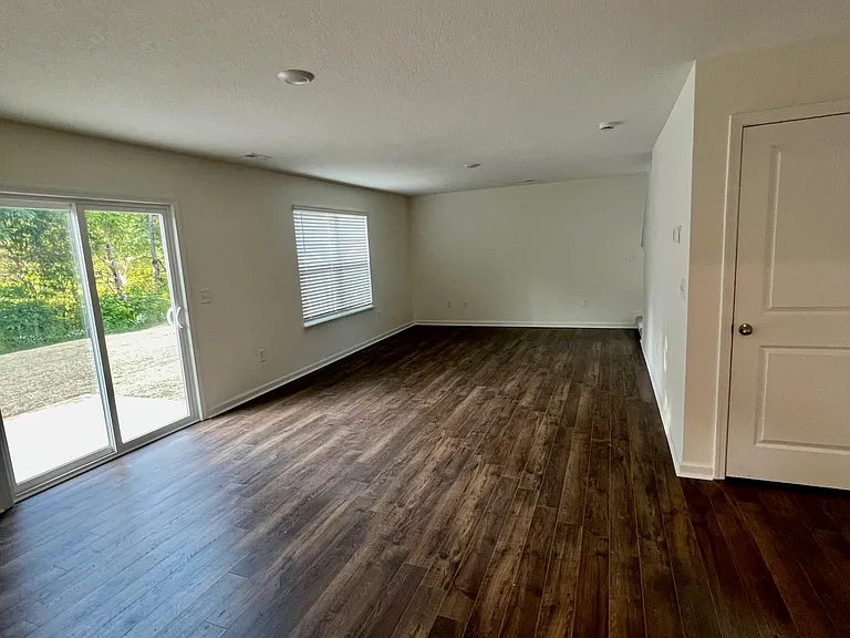 7755 Bill Keaton Dr — Photo 2