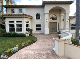 2494 Canyon Creek Rd, Escondido, CA 92025