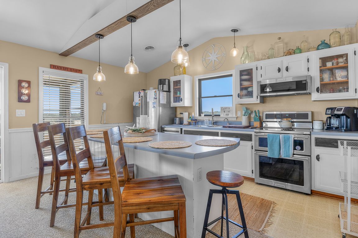 next background image