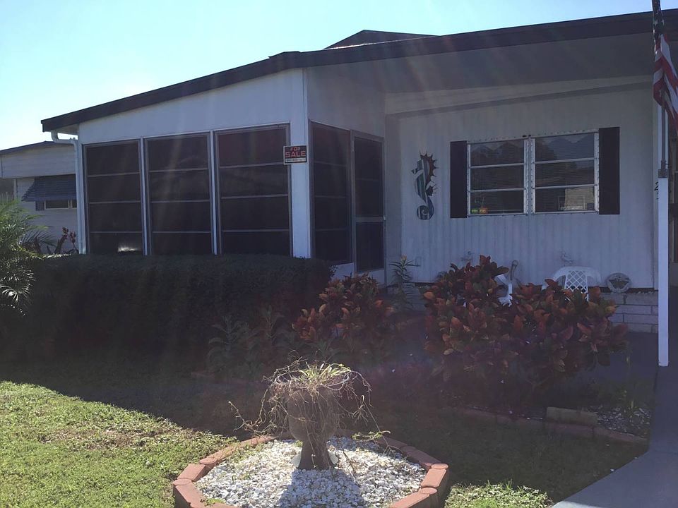 1st image of 25 Henry Dr