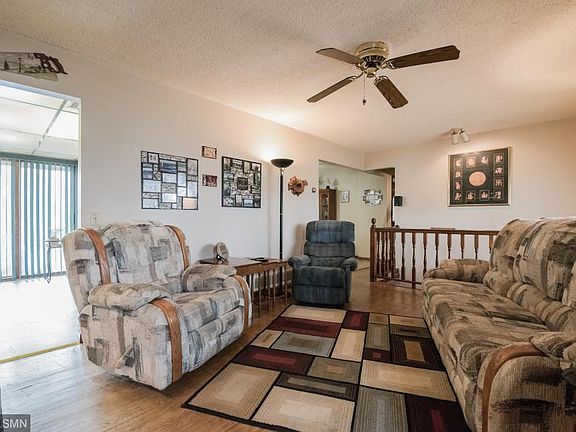 3rd image of 14660 Danville Ave